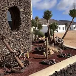 Flor De Cactus, La Graciosa
