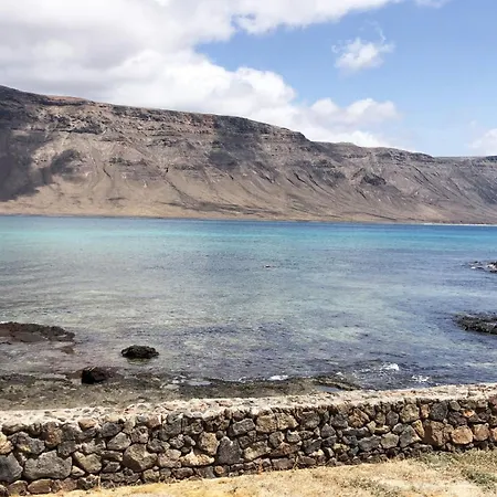 Flor De Cactus, La Graciosa Dom wakacyjny Caleta de Sebo