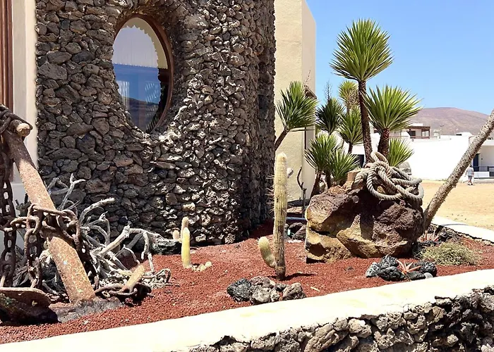 Flor De Cactus, La Graciosa